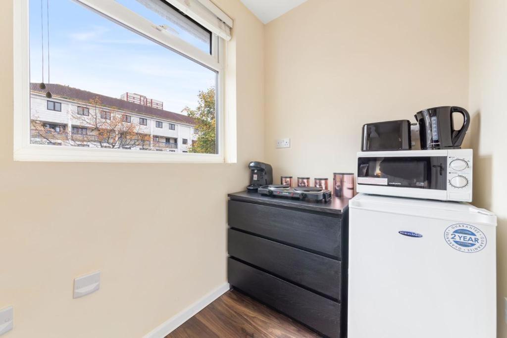 Isleworth Suites - Tw7 Bagian luar foto